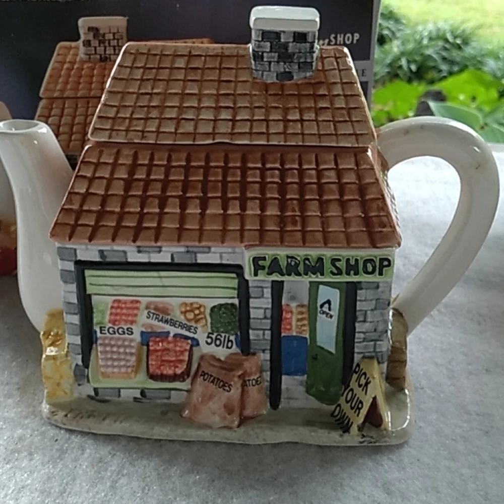 New Farm shop tea pot farmhouse country